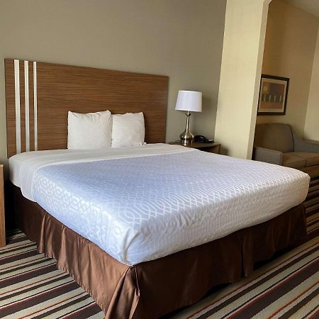 Best Western Windsor Inn And Suites Danville Bagian luar foto