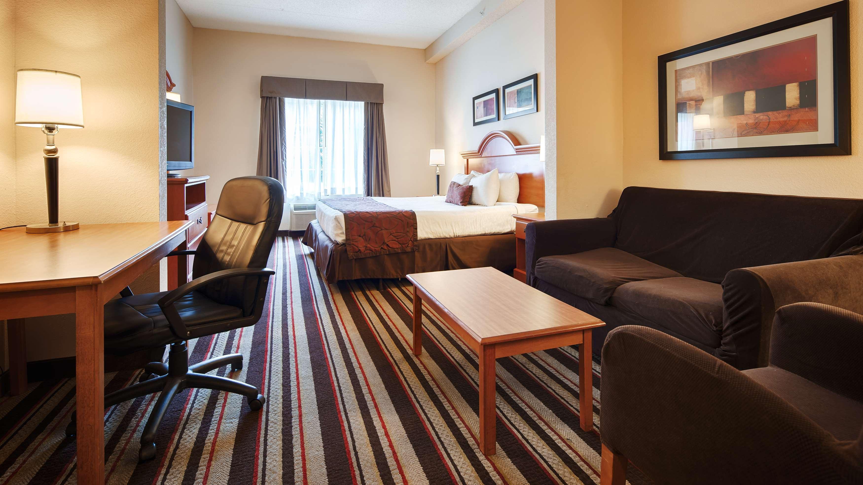 Best Western Windsor Inn And Suites Danville Bagian luar foto